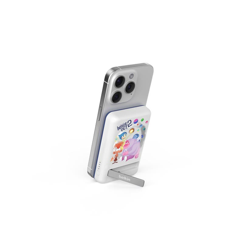 Belkin BoostCharge Magnetic Wireless Power Bank 5K with Kickstand