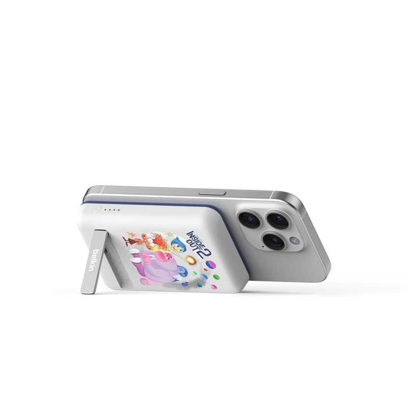 Belkin BoostCharge Magnetic Wireless Power Bank 5K with Kickstand