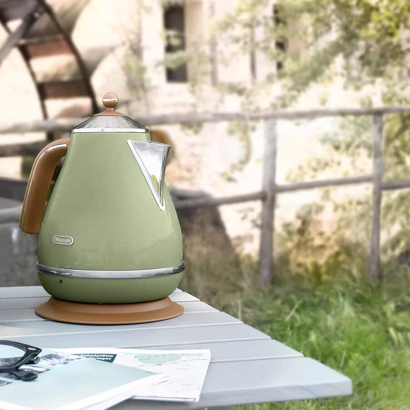 DeLonghi Icona Vintage Electric Kettle KBOV2001