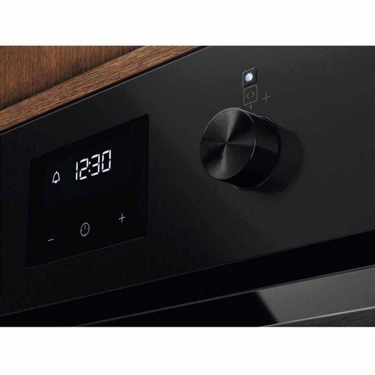 ELECTROLUX KOIGE00H2 500 SURROUNDCOOK BUILT-IN OVEN - PURE BLACK (60CM) (72L)