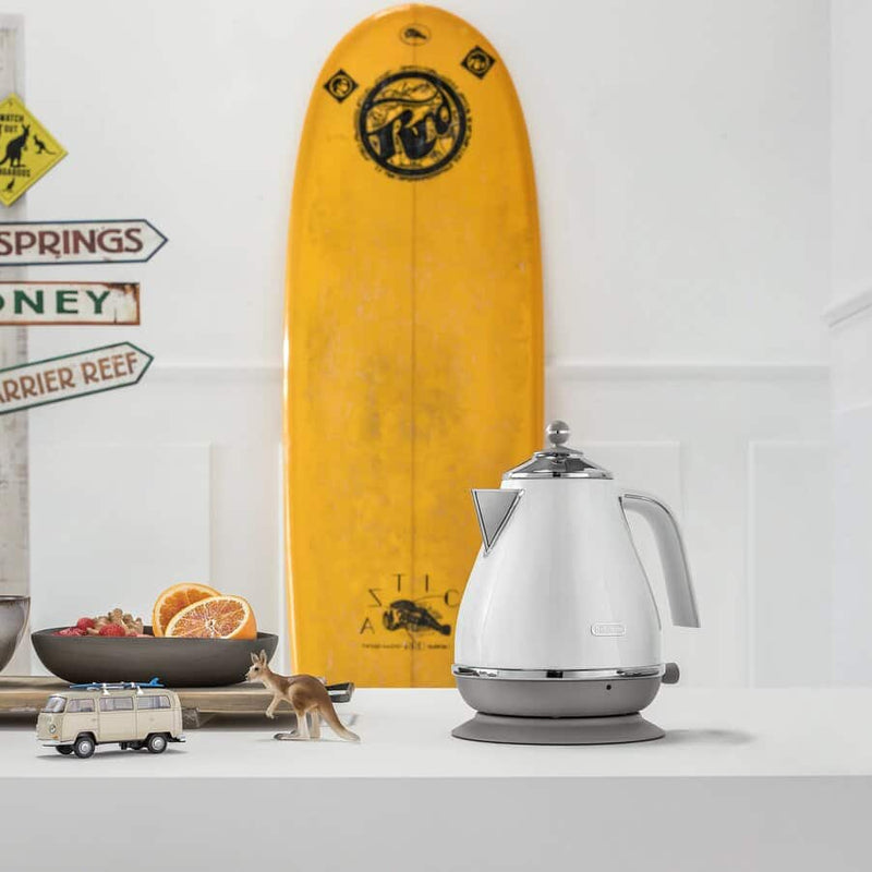 DeLonghi Icona Capitals Electric Kettle KBOC2001.W