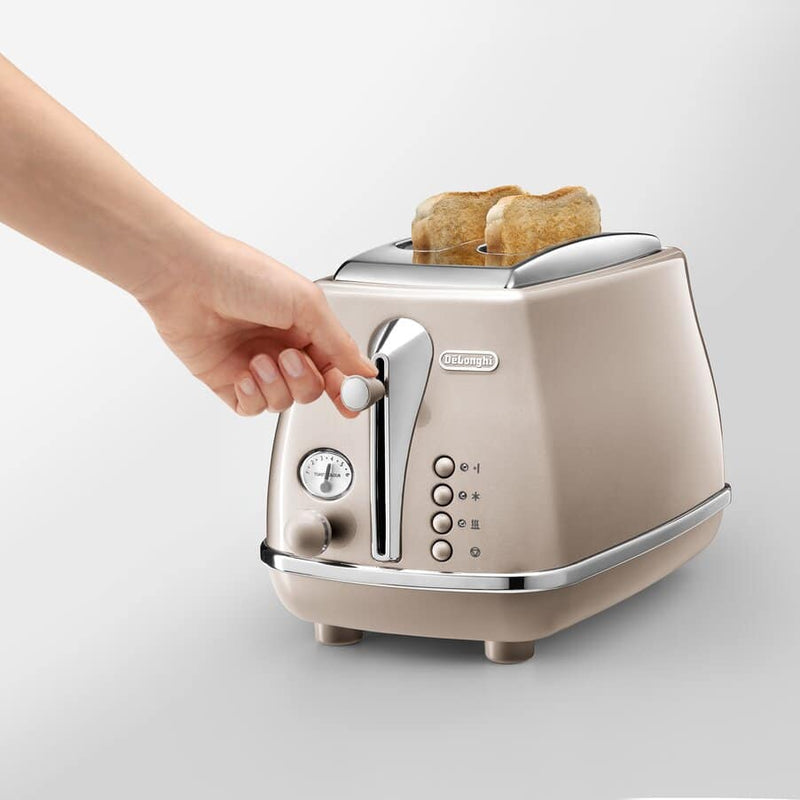 DeLonghi Icona Metallics 2-Slice Toaster CTOT2003.BG