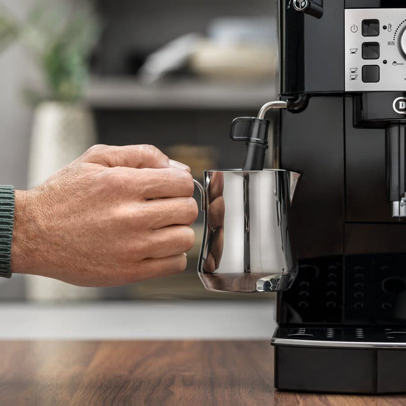 DeLonghi Magnifica S Automatic Coffee Maker ECAM22.110.B