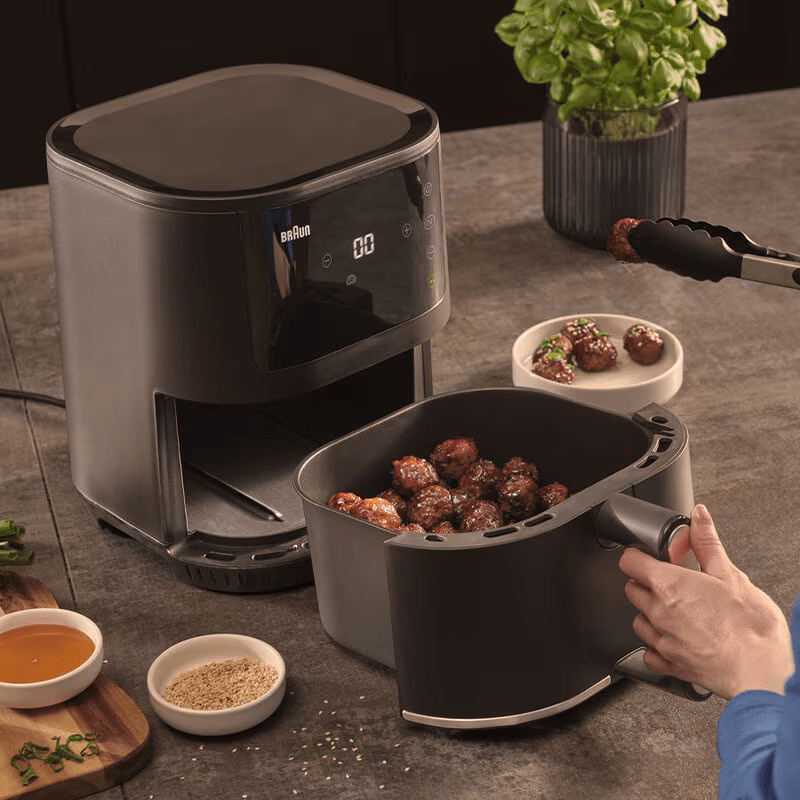 Braun HF3030 MultiFry 3 Digital Airfryer 4.3L High‑Efficiency