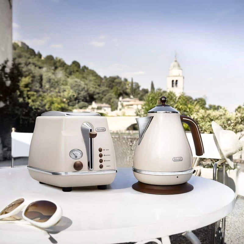 DeLonghi Icona Vintage Electric Kettle KBOV2001
