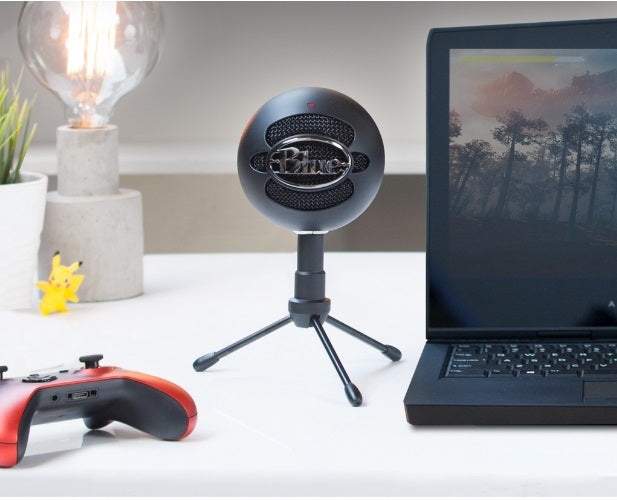 Blue Microphones Snowball iCE Plug 'n Play USB Microphone for Recording, Podcasting, Broadcasting, Twitch Streaming