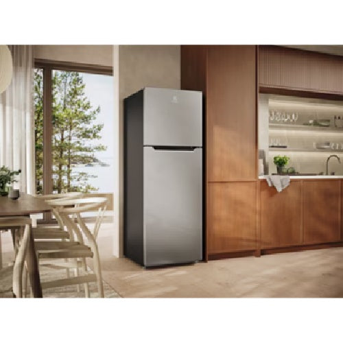 Electrolux ETM3300A-A 334L 600 Series Top Freezer Refrigerator