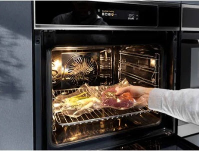 Electrolux KOAAS31X 60cm UltimateTaste 900 Built-in Single Oven with 70L capacity