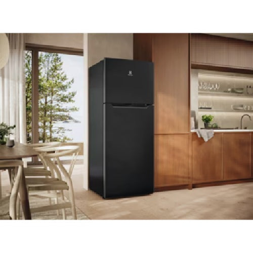 Electrolux ETM4200A-B 415L 600 Series Top Freezer Refrigerator