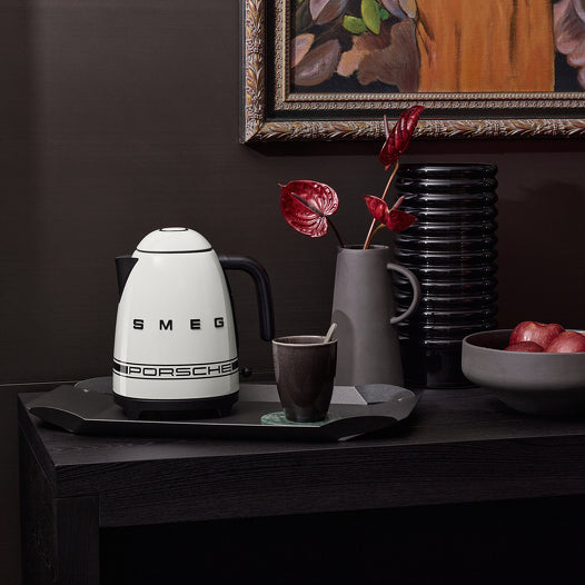 SMEG KLF03PCWUK 1.7L Kettle Carrara White