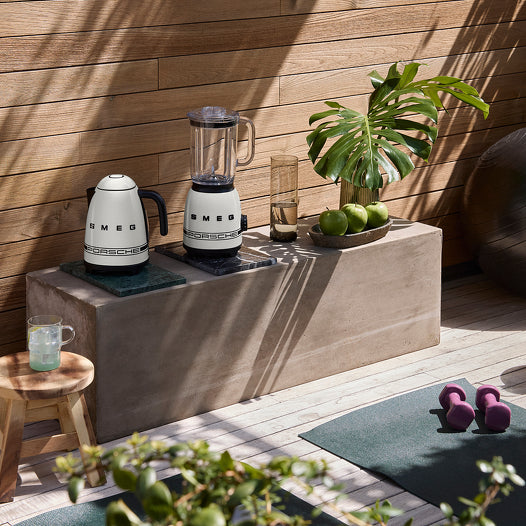 SMEG BLF03PCWUK Blender Carrara White Porsche Collaboration