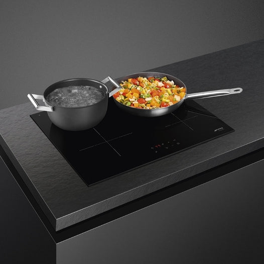SMEG 60cm Induction Hob 4 Zones Black Glass