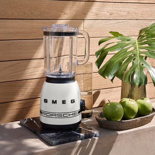 SMEG BLF03PCWUK Blender Carrara White Porsche Collaboration