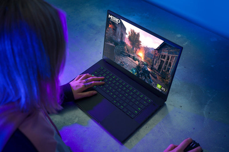 Razer RZ09-0369BE22-R341 Razer Blade 15 Base Model Gaming Laptop | Lion City Company.